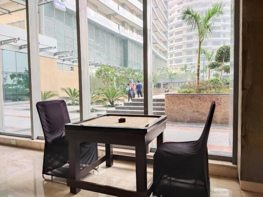 Countryside Luxury Suites - Supernova Noida New Delhi Eksteriør bilde