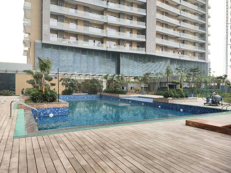 Countryside Luxury Suites - Supernova Noida New Delhi Eksteriør bilde