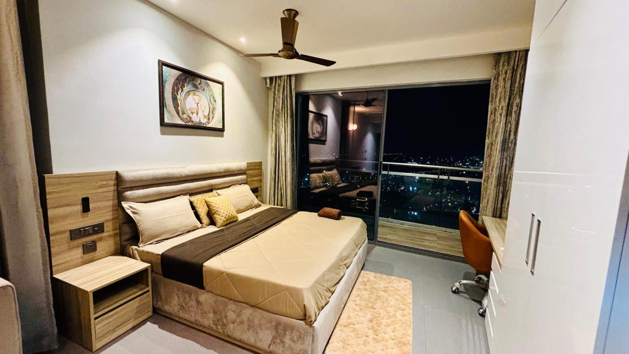 Countryside Luxury Suites - Supernova Noida New Delhi Eksteriør bilde